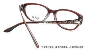 GueSS Gu2226 黑色眼鏡架 經典設計，舒適佩戴體驗